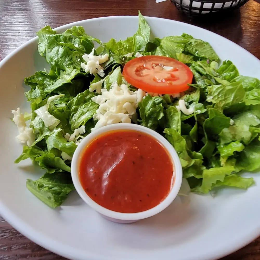 Salad with Tomato Vinagrete